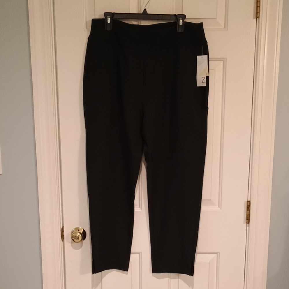 Zella Black Ankle-Length Pants